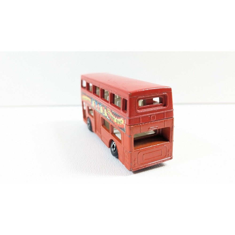 Matchbox Green Esso Daimler Bus Green #74 & The Londoner Red #17 Carnaby Street - Picture 3 of 16